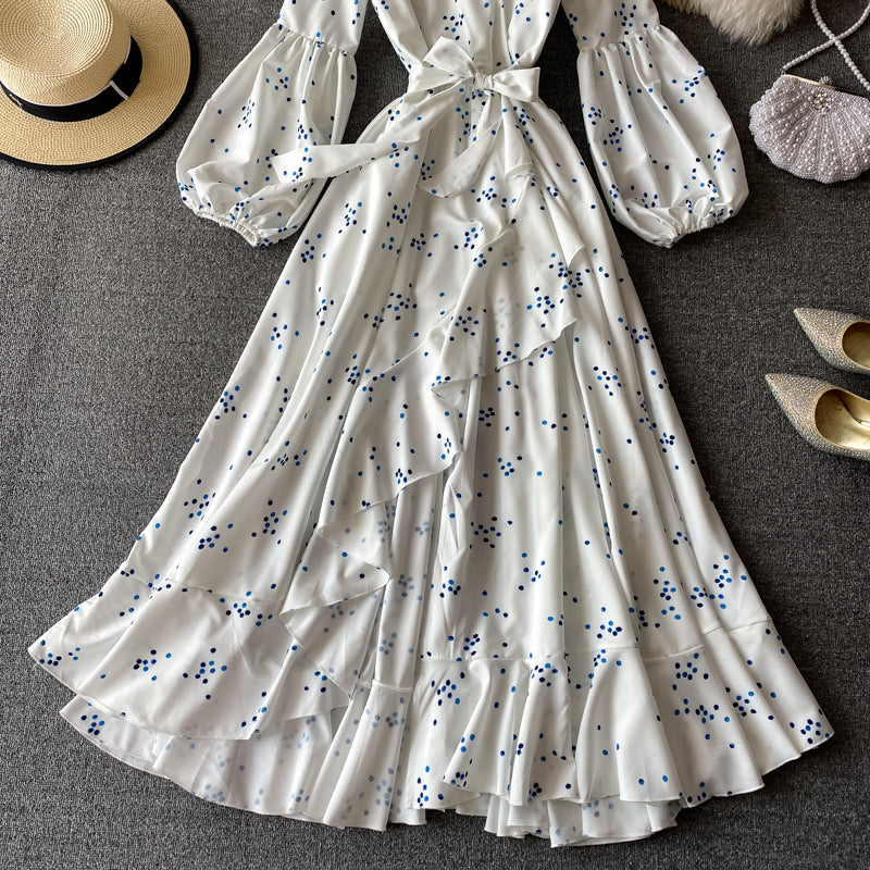 Robe blanche à manches longues et col en V, robe tendance 537