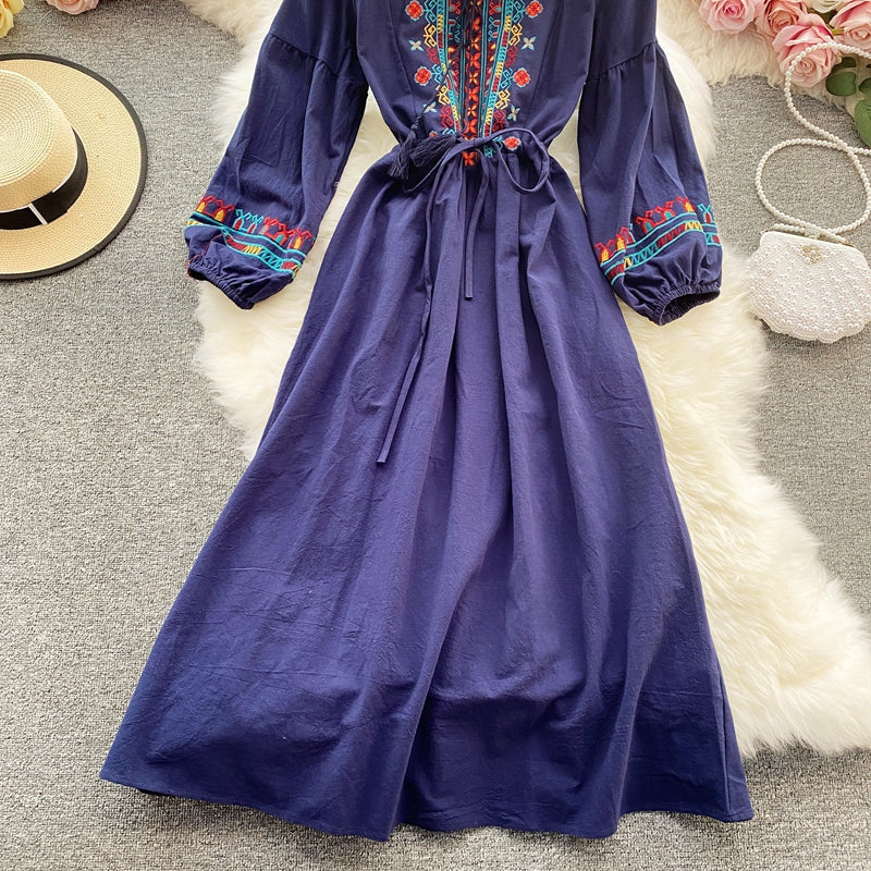 Cute embroidered long sleeve dress  484