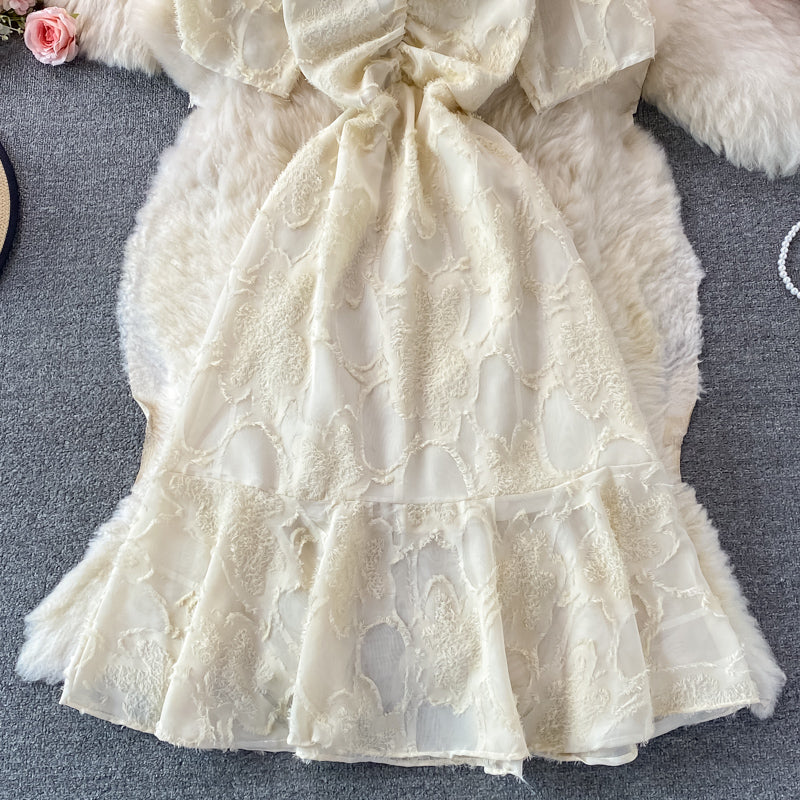 Champagner V-Ausschnitt kurzes Kleid Modekleid 411