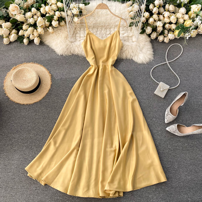 Robe trapèze à col en V mignonne et tendance 485