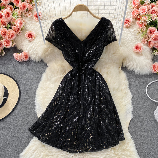 Niedliche Pailletten kurzes A-Linien-Modekleid 467