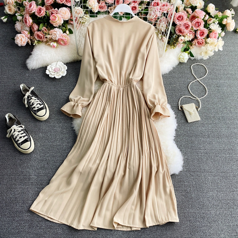 A line bow long sleeve dress  602