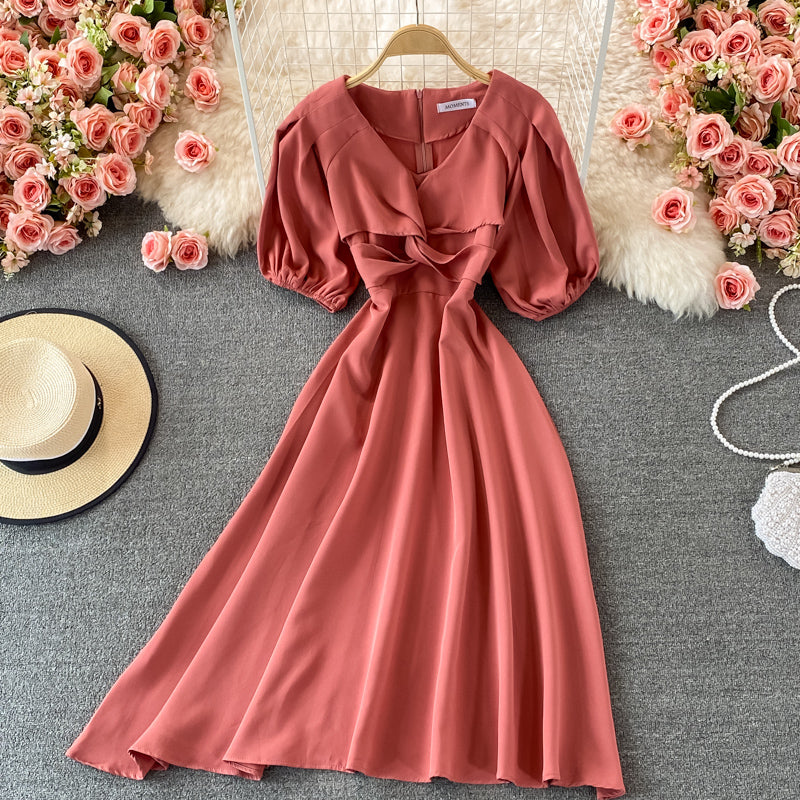 Robe trapèze à col rond et jolie robe tendance 505