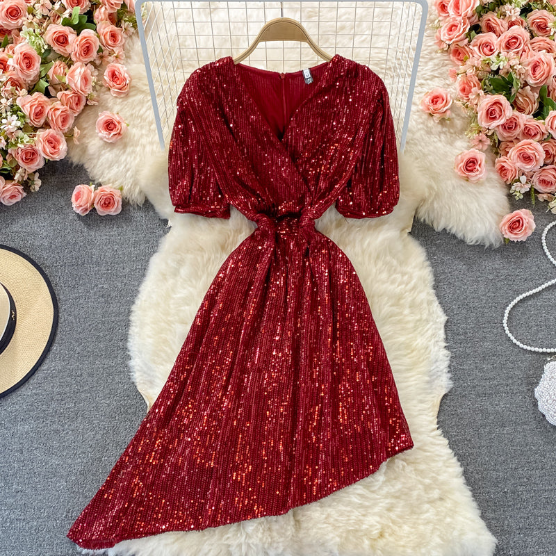 Robe à paillettes irrégulières mignonne et tendance 516