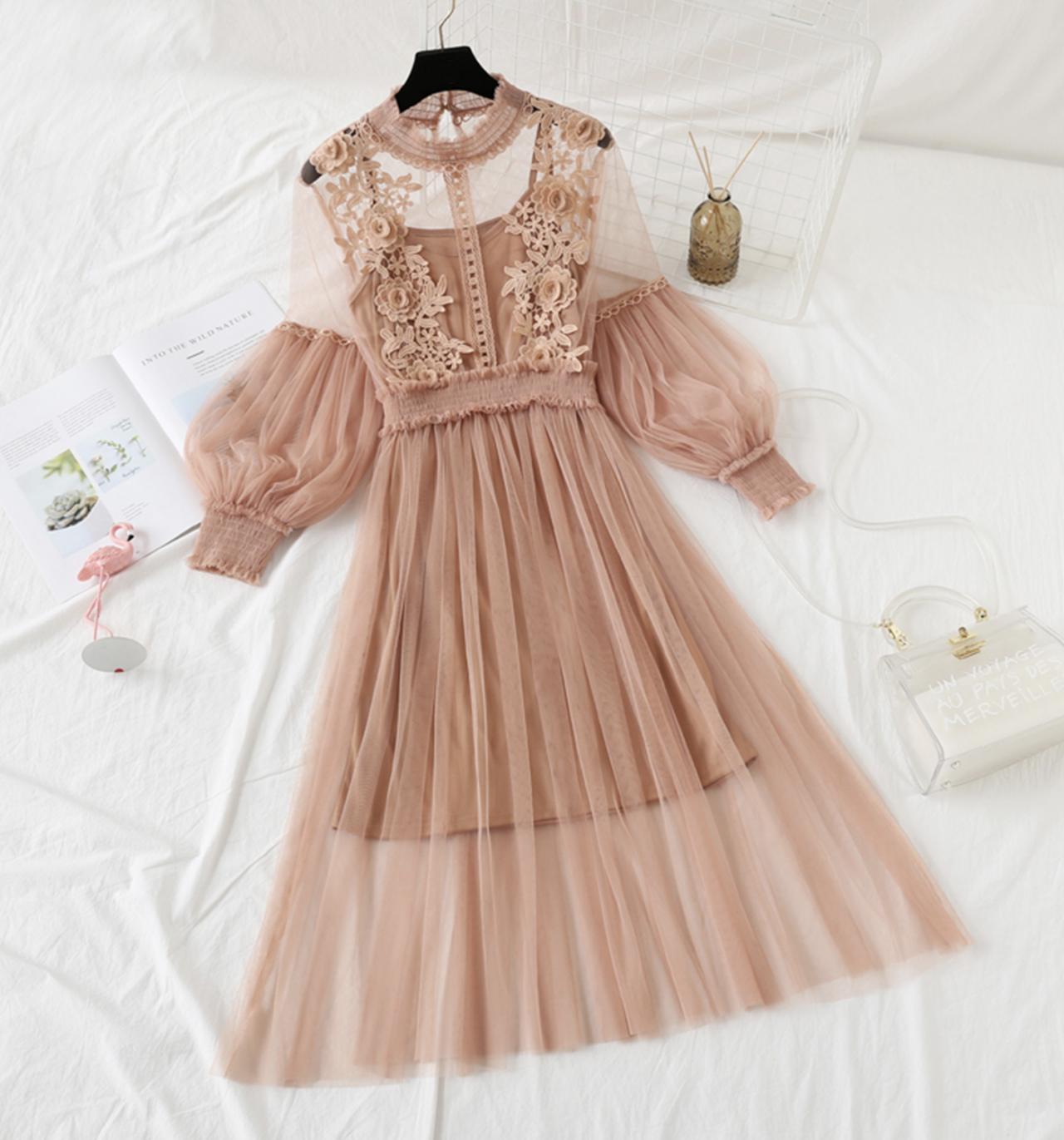 Cute lace long sleeve dress fashion dress  652
