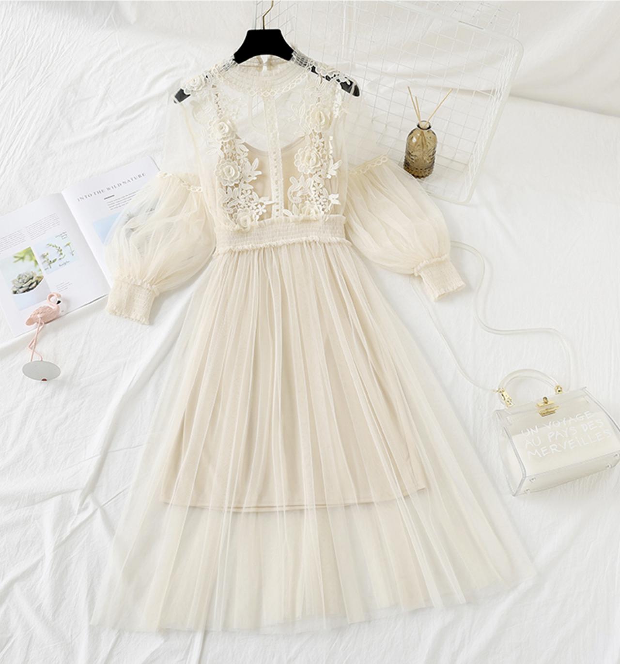 Cute lace long sleeve dress fashion dress  652