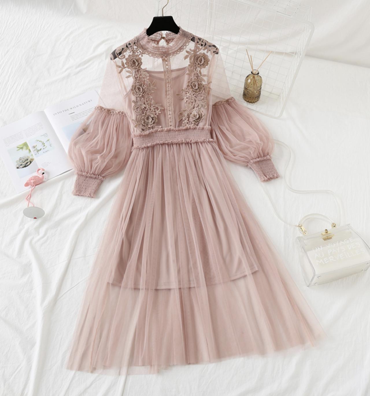 Cute lace long sleeve dress fashion dress  652