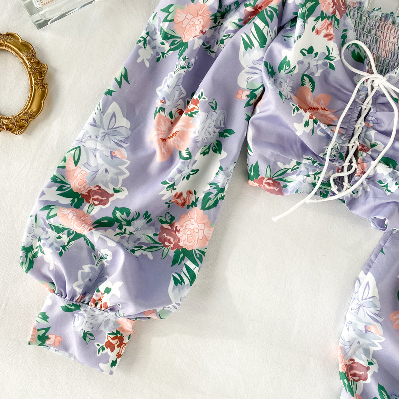 Stylish long-sleeved floral top  314