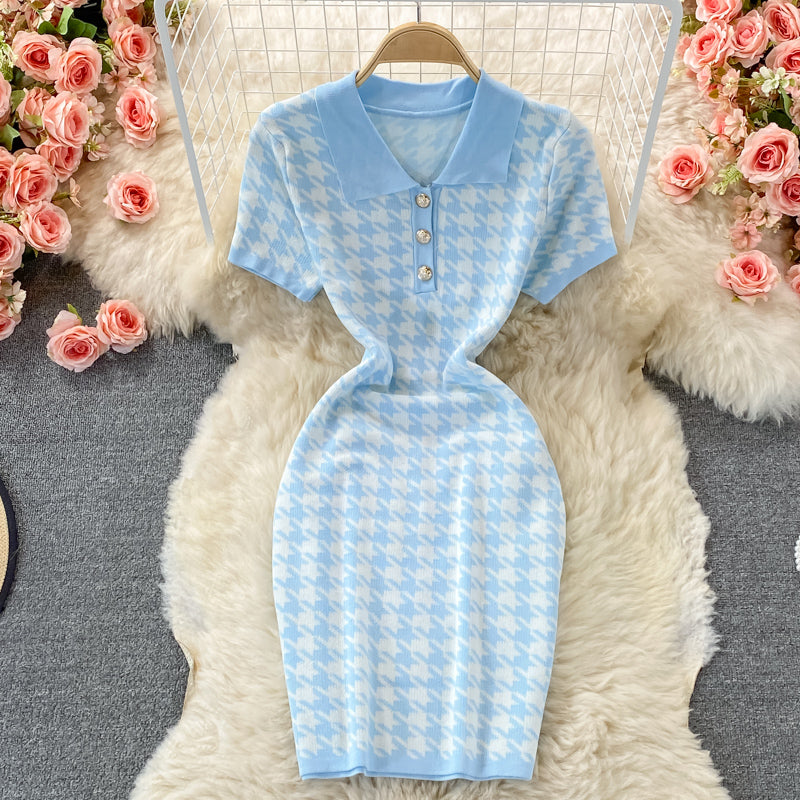 Süßes Hahnentritt-Strickkleid 397
