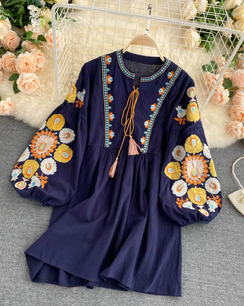 Stylish embroidered puff sleeve top  383