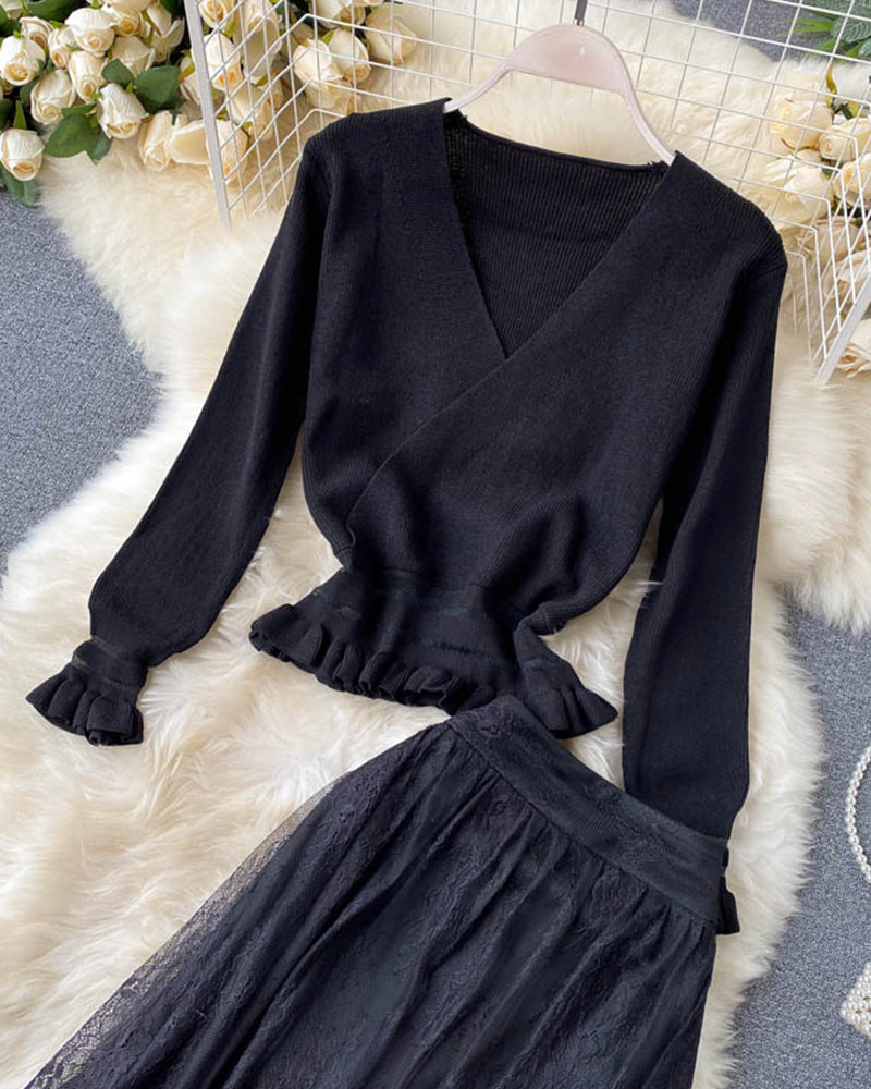 Elegant black long-sleeved sweater + lace skirt  205