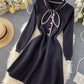 Süßes Strickkleid mit langen Ärmeln und Hasenohren 211