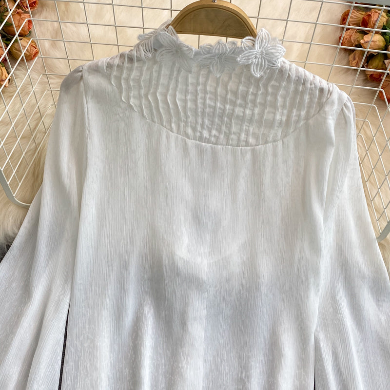 White lace long sleeve tops  251