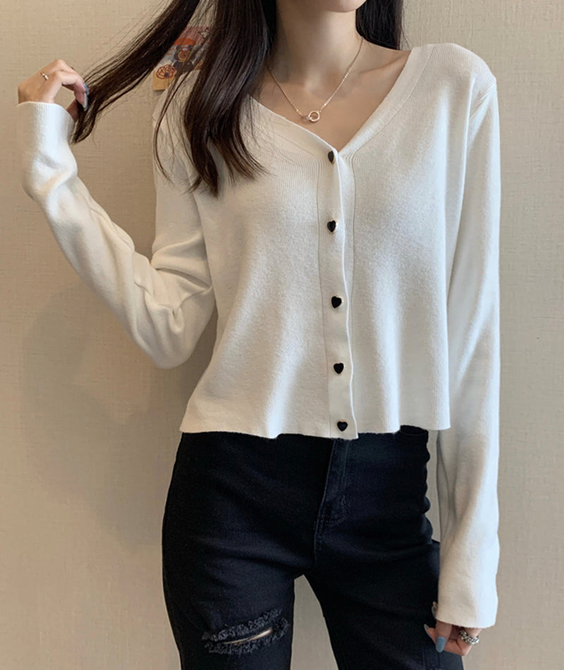 Dünner Strickpullover mit V-Ausschnitt 149