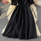 Schwarzes kurzes Kleid in A-Linie einfaches schwarzes Kleid 395