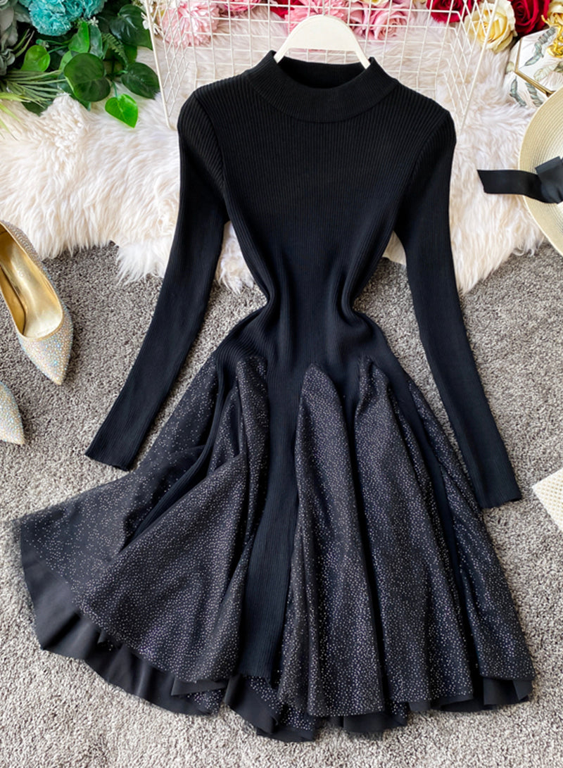 Pulloverkleid mit Stehkragen und langen Ärmeln 213