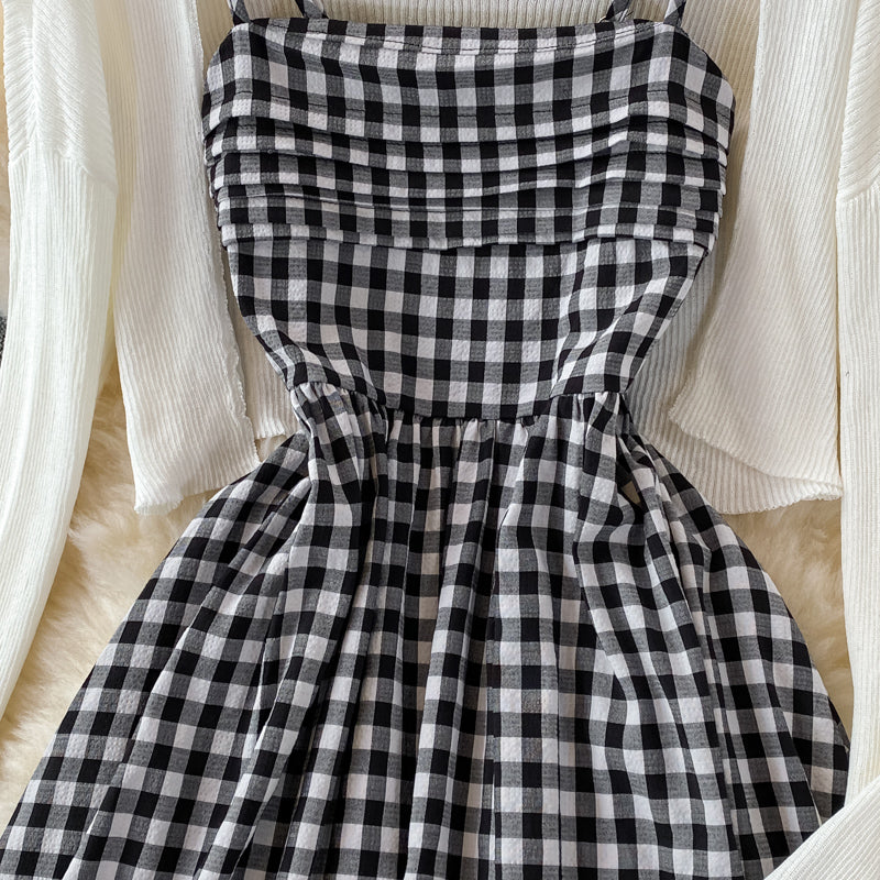 Jolie robe à carreaux deux pièces 444