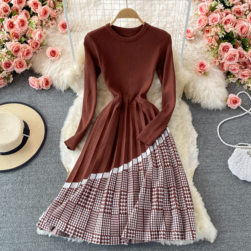 Cute long-sleeved knitted long-sleeved dress  168