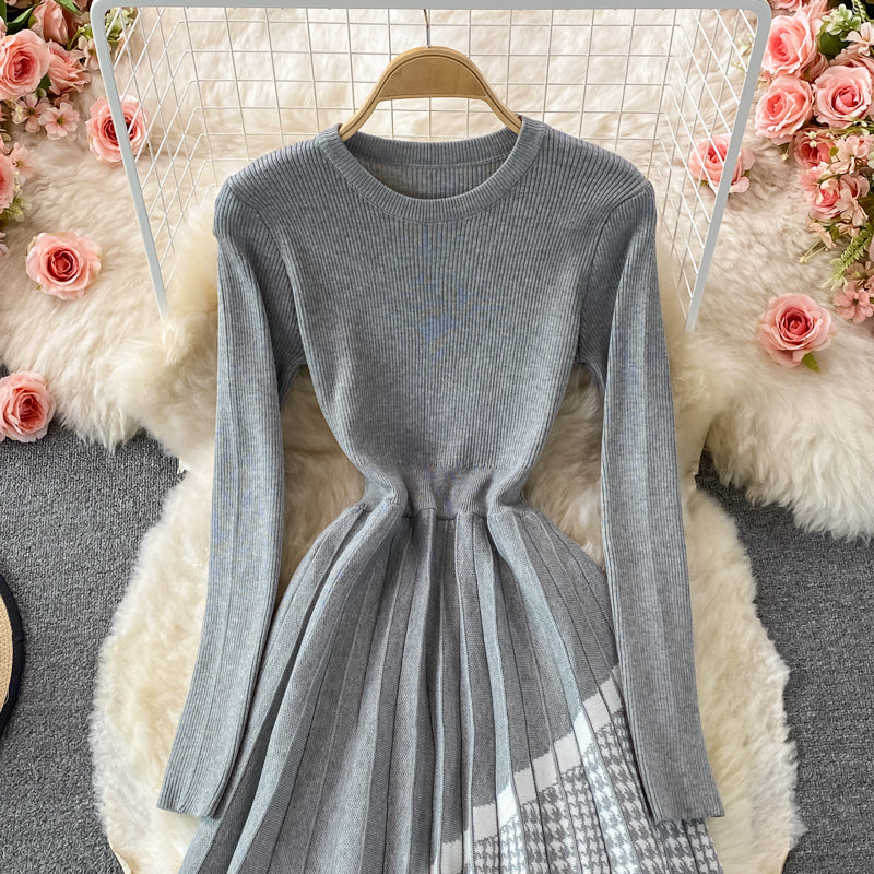 Cute long-sleeved knitted long-sleeved dress  168