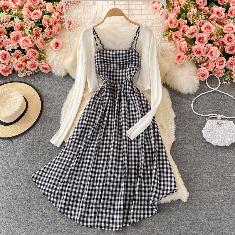 Jolie robe à carreaux deux pièces 444