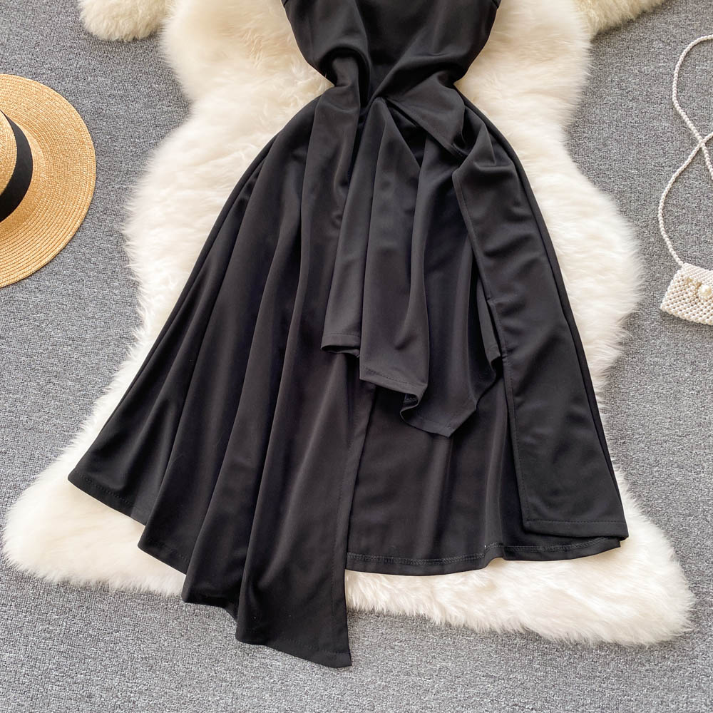 Schwarzes unregelmäßiges Kleid in A-Linie Modekleid 391