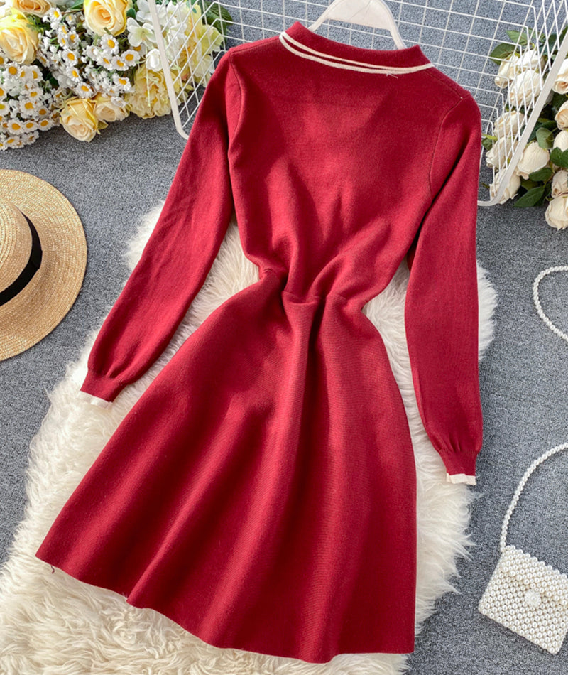 Süßes Strickkleid mit langen Ärmeln und Hasenohren 211
