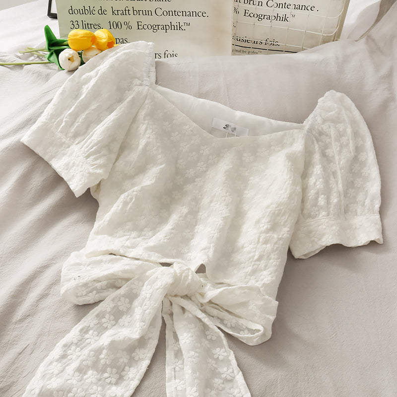 Cute V-neckline daisy top crop tops  303