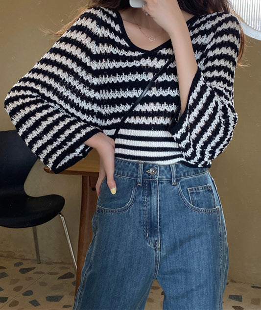 Pull à manches longues rayé noir et blanc, col en V, taille 121