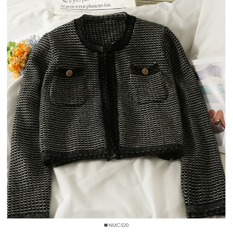 Hong Kong retro short slim round neck sweater for women  2074