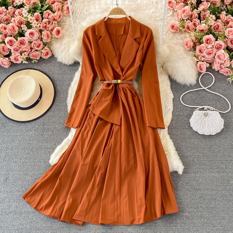 Design sense: small crowd, narrow waist, thin suit collar, Pleated Dress  3371