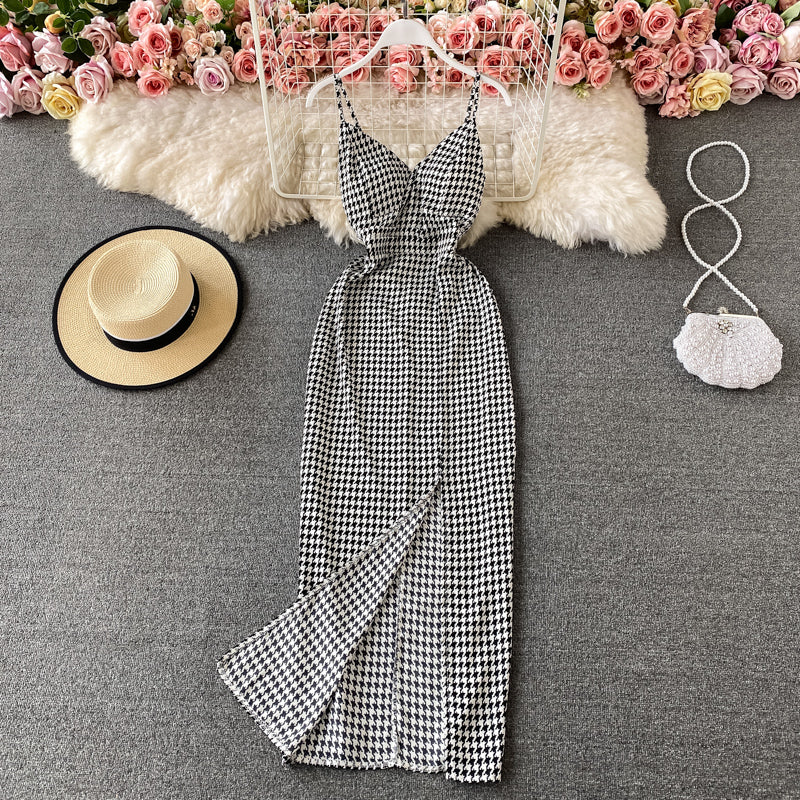Elegant V-neck open back split dress  3308
