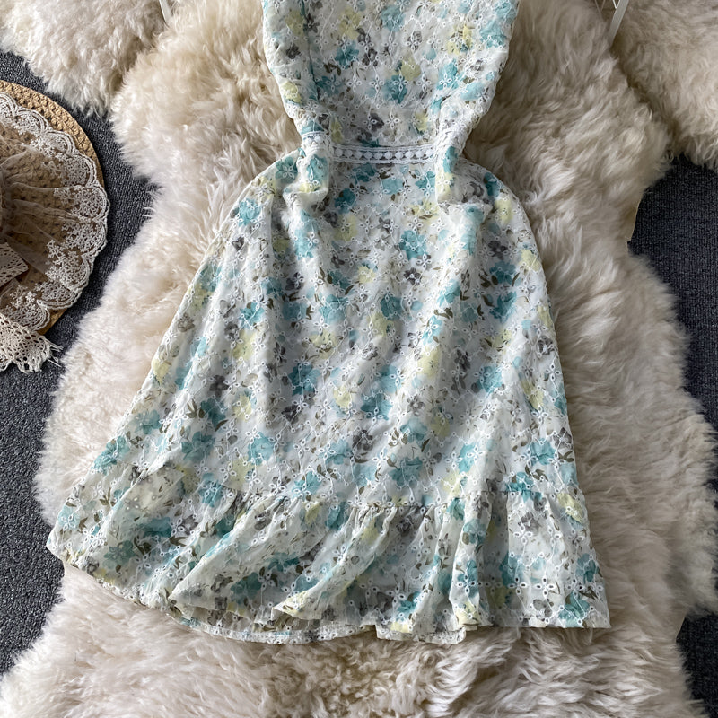 Französisches Retro-Strapskleid mit Spitzenstickerei und Blumenmuster 3436