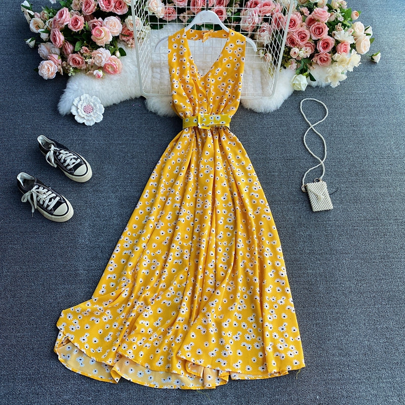 Chiffon-Kleid mit Blumenrock und V-Ausschnitt 3414