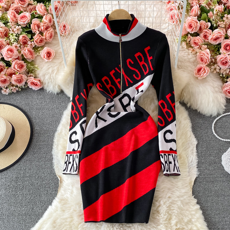 Slim and slim letter printed buttock dress  2911