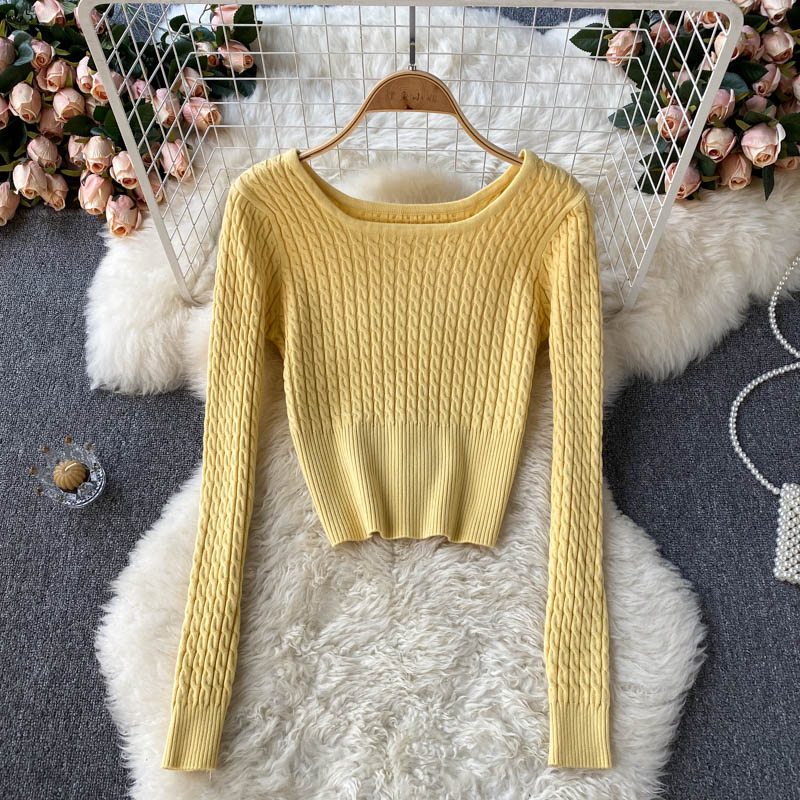 Long sleeved slim fit knit sweater  1599