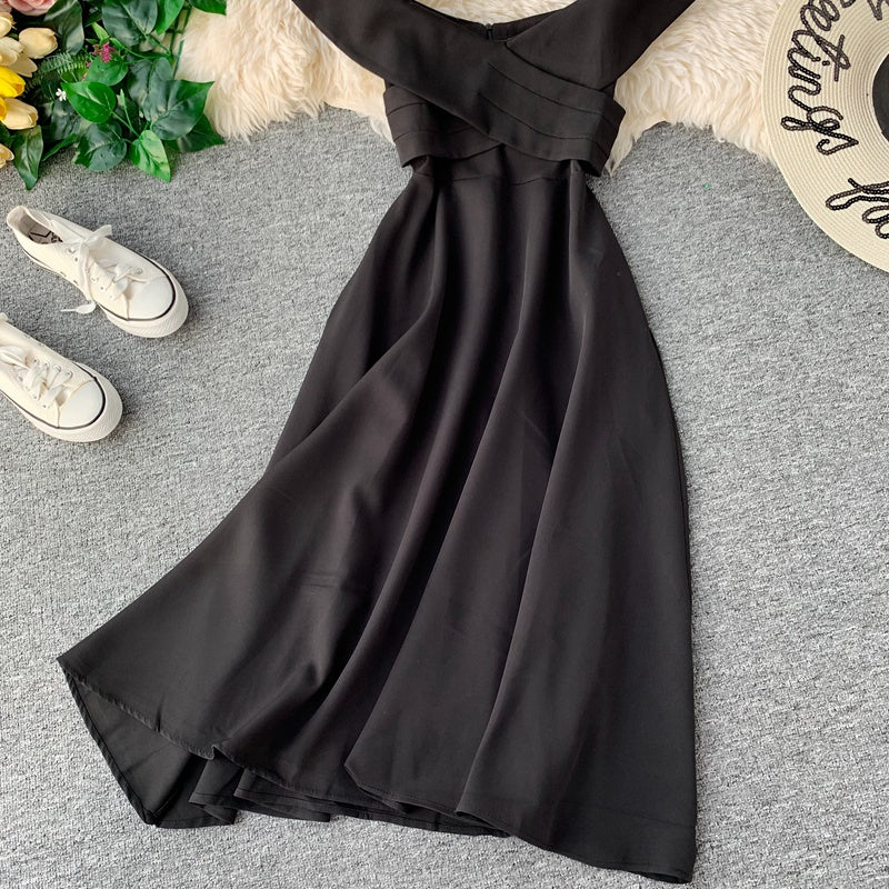 Line neck backless dress  2924