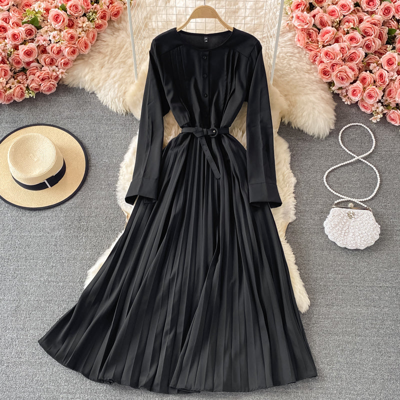 Französisches Promi-Temperament Rundhals-Faltenkleid 3341