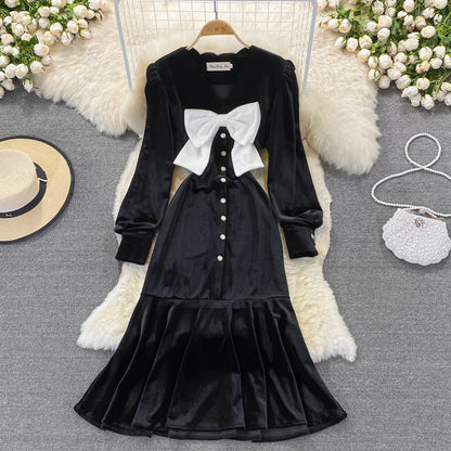 Gesäßkleid aus Temperament-Samt mit Fischschwanz 3270