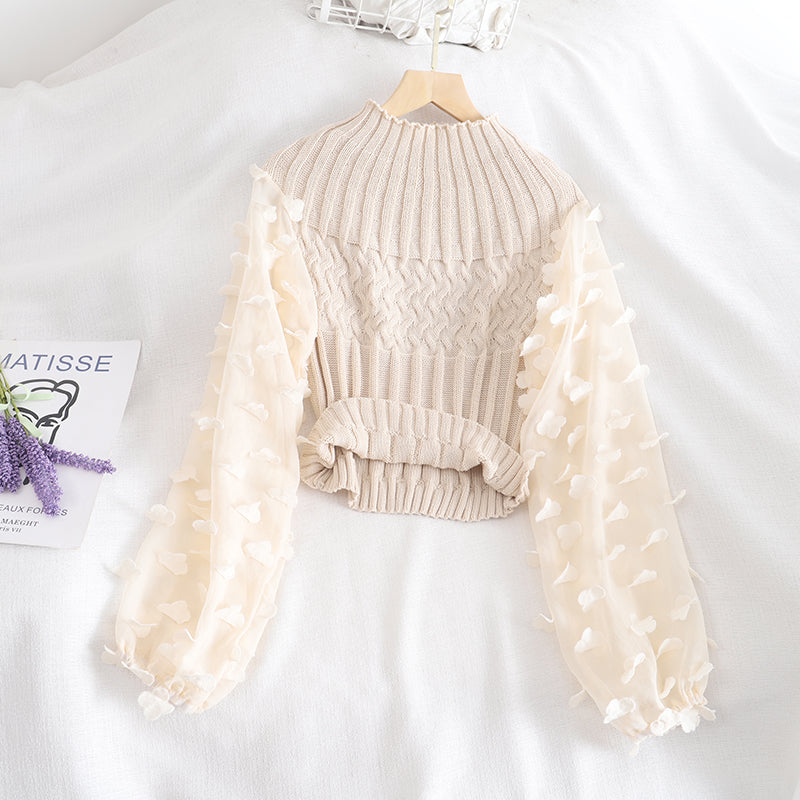 Langärmliger, kurz geschnittener Pullover mit süßer Applikation 1480 