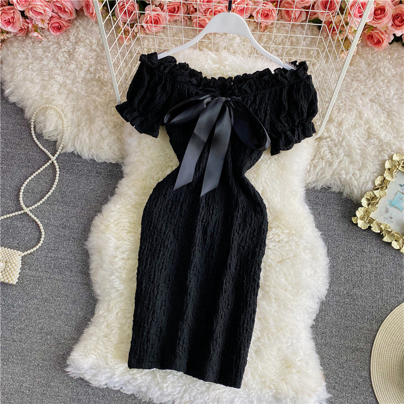 Retro süße Taille geschlossenes dünnes schulterfreies rückenfreies Kleid 2851
