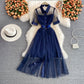 Leichtes besticktes Netzkleid im reifen Stil 2990