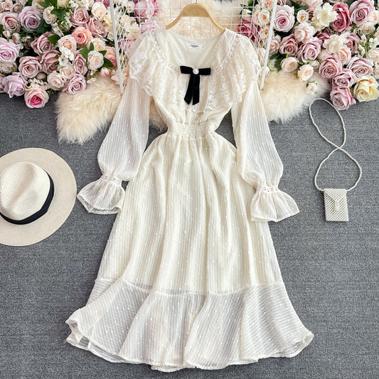 French lace V-neck dress Ruffle temperament large swing skirt  3111