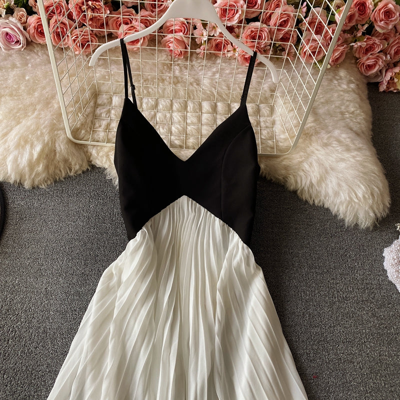 Suspender backless Pleated Dress super fairy big swing dress  2717