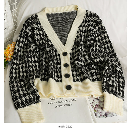 Patchwork-Vogelkaro-Strickjacke mit langen Ärmeln, einreihig, 1911