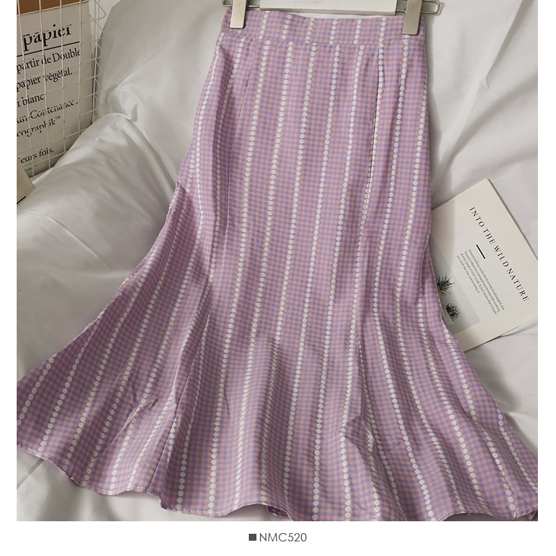 Korean Plaid print versatile medium length skirt for women  2620
