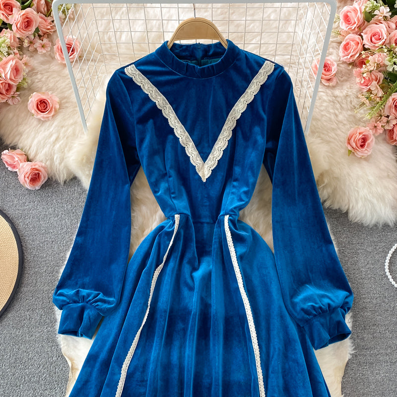 Schmale Taille mit weitem Samtkleid mit weitem Stehkragen 3106