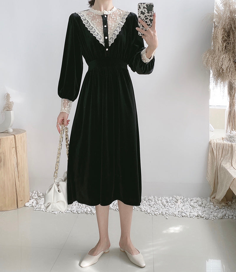 Lace V-neck velvet dress  2163