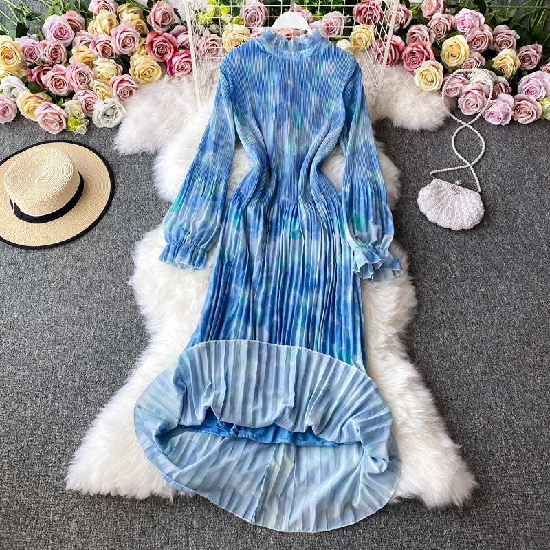 Loose white tie dyed ink print Pleated Chiffon Dress  2950