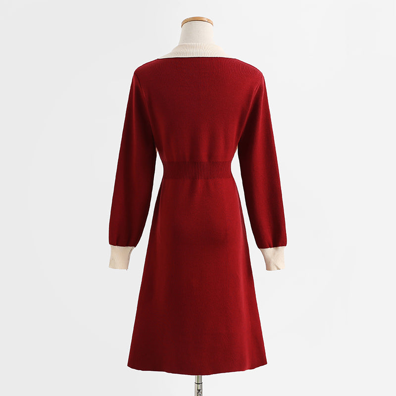 The little man is thin and covered in a red dress  2446