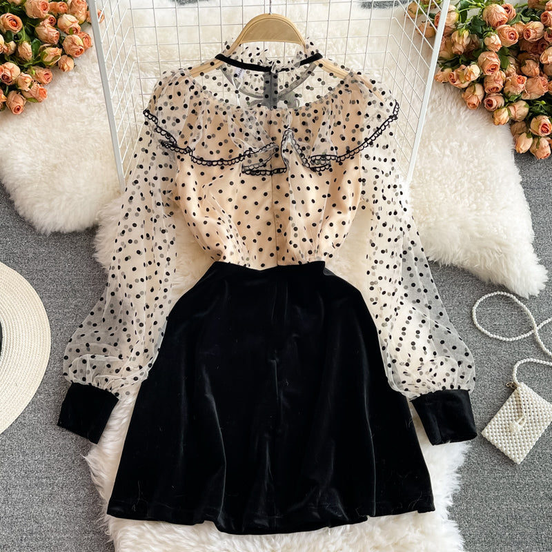 Super Fairy Kleid 3257 aus gepunktetem Mesh-Samt